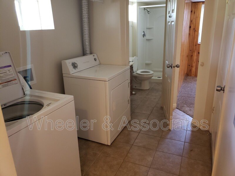 Cozy One Bedroom Unit property image