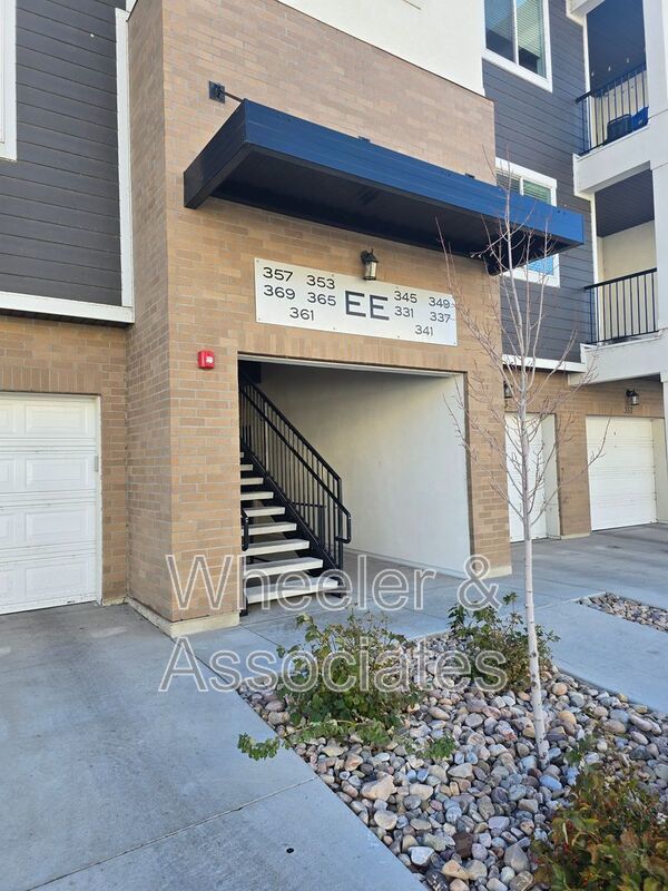 Lakefront Condo Living - Your Ideal Retreat Near Utah Lake! property image