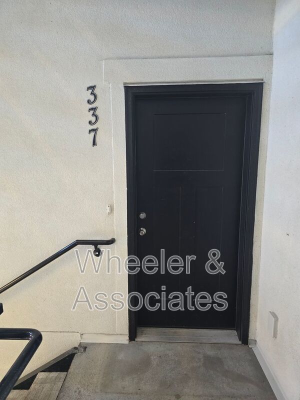 Lakefront Condo Living - Your Ideal Retreat Near Utah Lake! property image