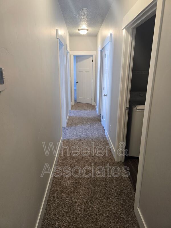 Lakefront Condo Living - Your Ideal Retreat Near Utah Lake! property image