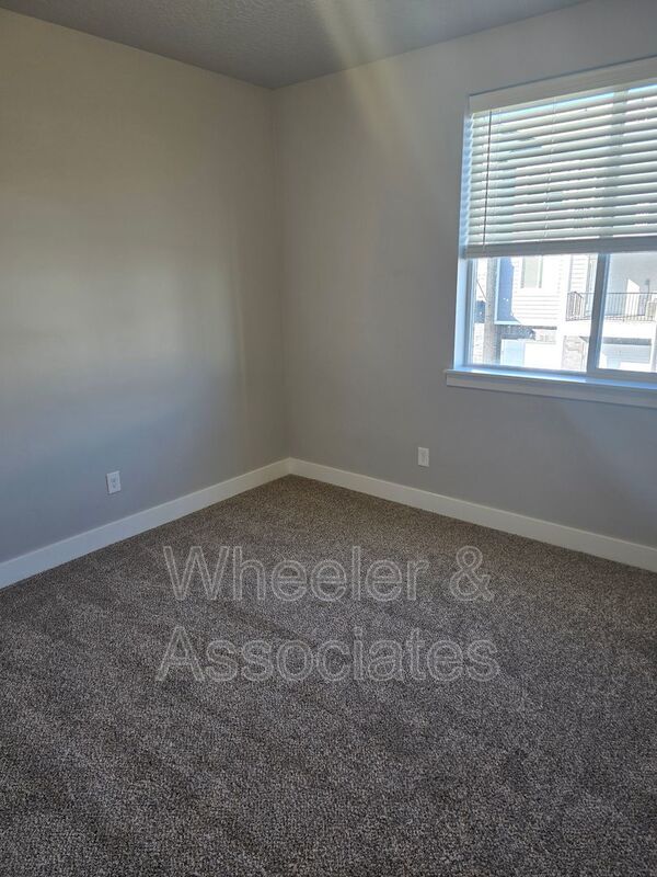 Lakefront Condo Living - Your Ideal Retreat Near Utah Lake! property image