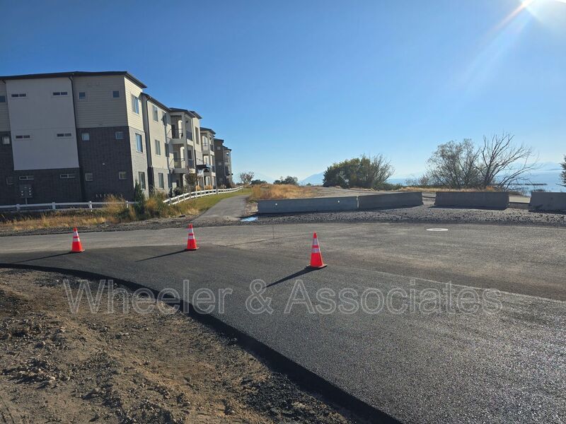 Lakefront Condo Living - Your Ideal Retreat Near Utah Lake! property image