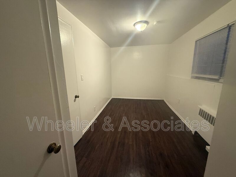 3700 Washington Blvd. #9 1 bed with Gas and Water paid by owner. Call about a move in special 801-458-8430 property image