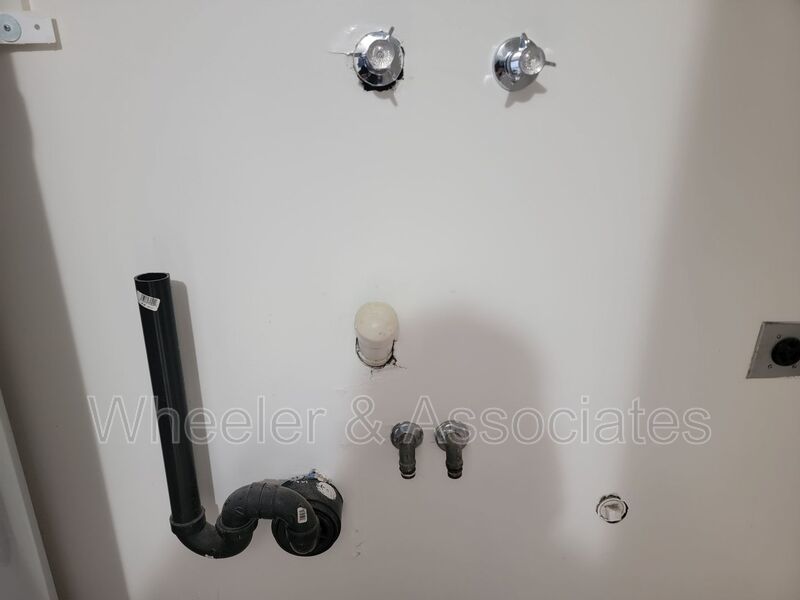 Charming 2 Bed, 1 Bath Duplex in Washington Terrace with Shared Backyard property image