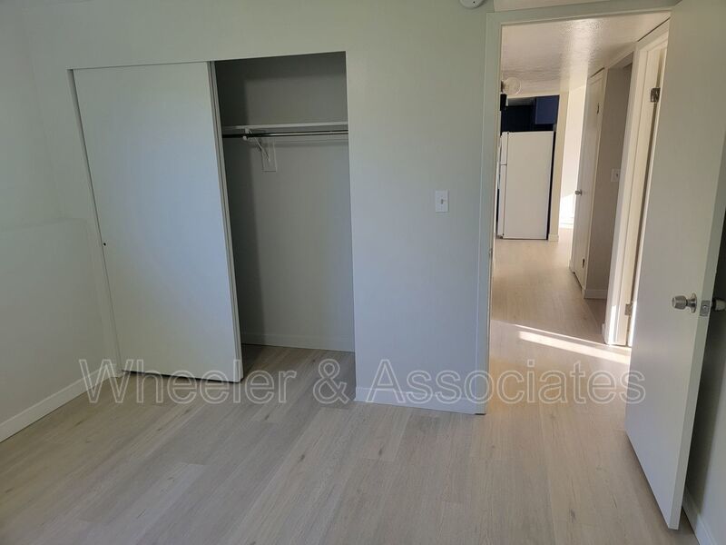 Charming 2 Bed, 1 Bath Duplex in Washington Terrace with Shared Backyard property image