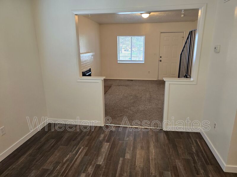 Charming 3 Bed, 2 Bath Ogden Duplex Unit with Updated Kitchen property image