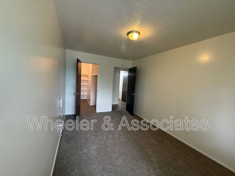 2 bed 1 bathroom apartment with Brand-new flooring.  Playground and Coin Op laundry room and off-street parking. property image