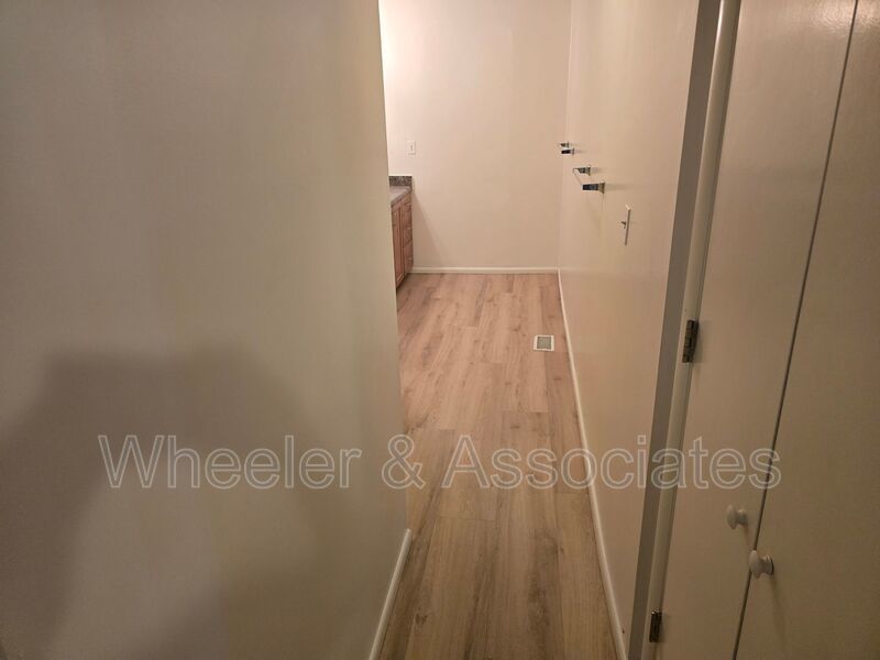 Charming 3 Bed, 2 Bath Ogden Duplex Unit with Updated Kitchen property image