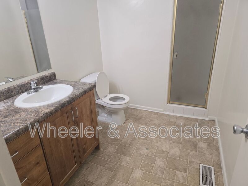 Charming 3 Bed, 2 Bath Ogden Duplex Unit with Updated Kitchen property image