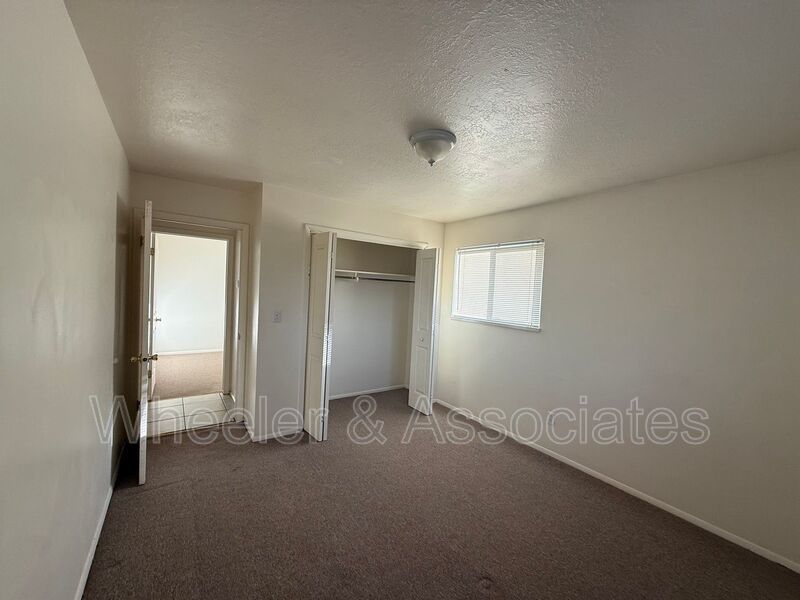 3 bed 2 bath duplex with Carport available in So. Ogden property image