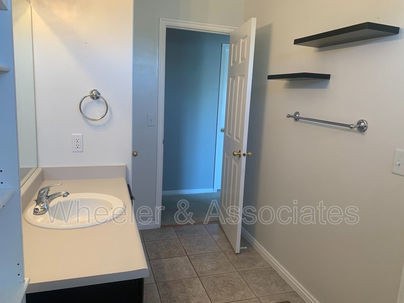 4 bed 2 full bath home in Layton at 1157 N 2675 W with RV pad and D. Garage property image