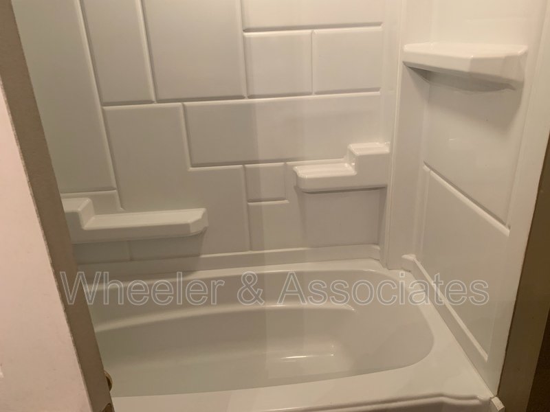 4 bed 2 full bath home in Layton at 1157 N 2675 W with RV pad and D. Garage property image