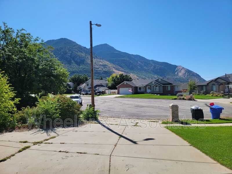 Charming 5 BR, 3 BA Home in North Ogden property image