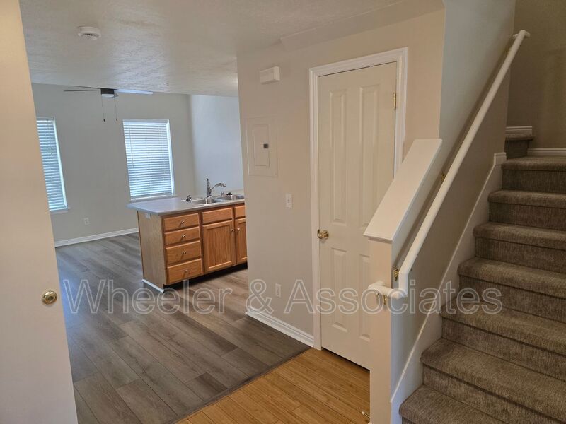 Spacious 2 Bed, 2 Bath Downtown Ogden Condo on Historic 25th Street property image