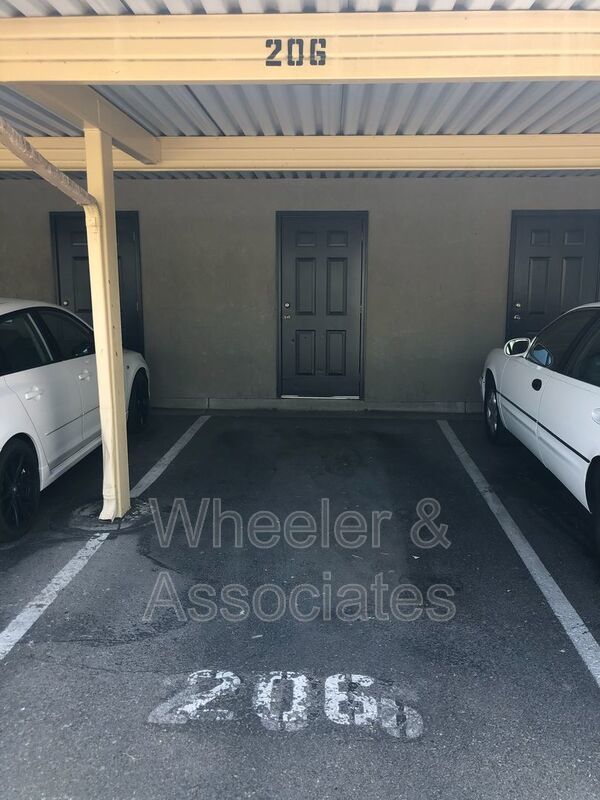 3 bedroom 2 bathroom Condo in Springville with pool access property image