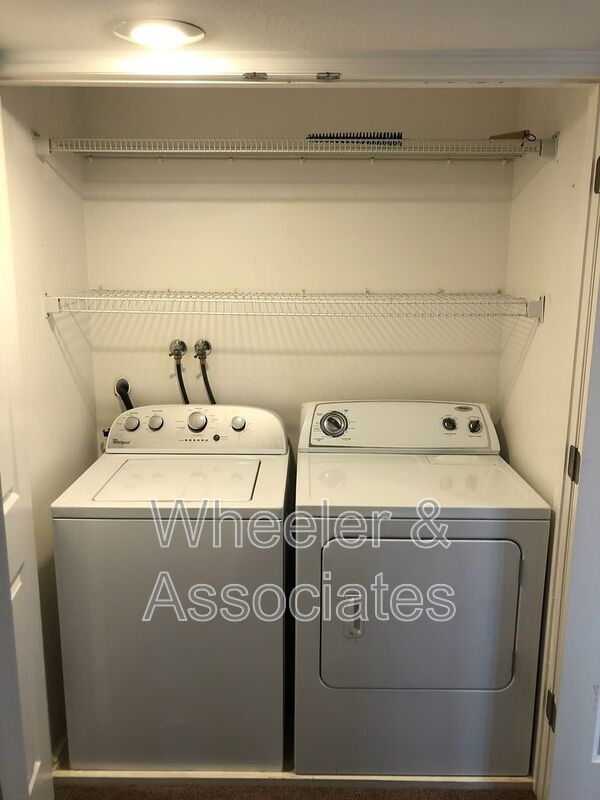 3 bedroom 2 bathroom Condo in Springville with pool access property image