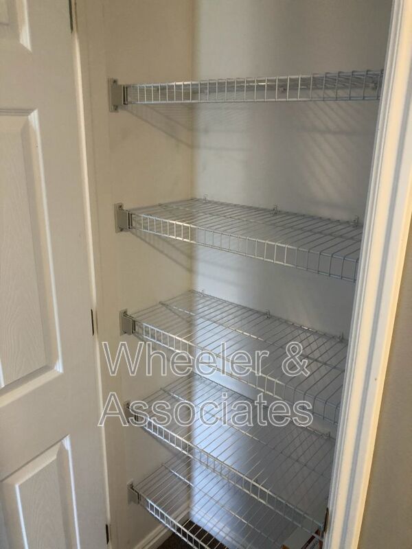 3 bedroom 2 bathroom Condo in Springville with pool access property image