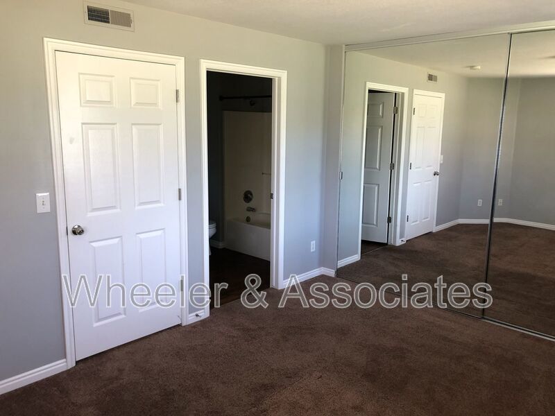 3 bedroom 2 bathroom Condo in Springville with pool access property image