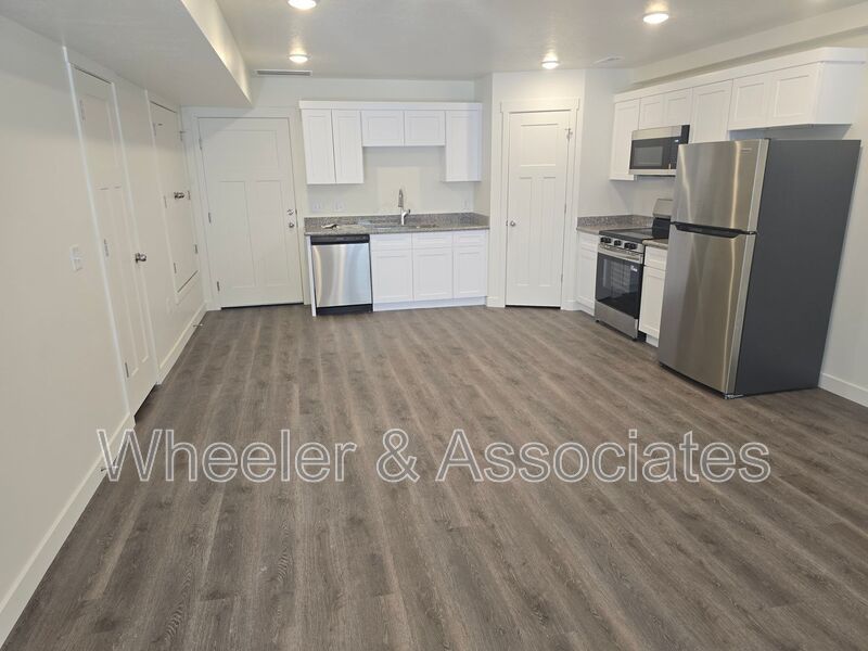 New 2026-Built Townhome, 3-Bed/2.5-Bath, Garage + W/D Included – 456 W 1080 S, Ogden, UT property image