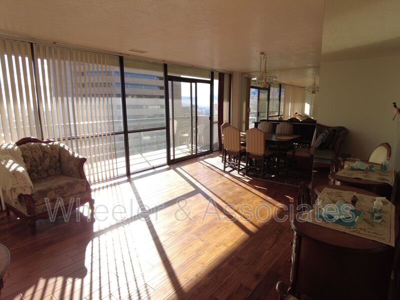 Beautiful 6th Floor Governor's Plaza Condominium Unit property image