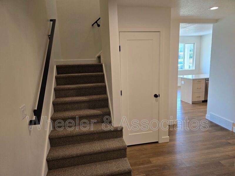 Brand-New 3 Bed, 2.5 Bath Townhome in Morgan 2-Car Garage + Mountain Views property image