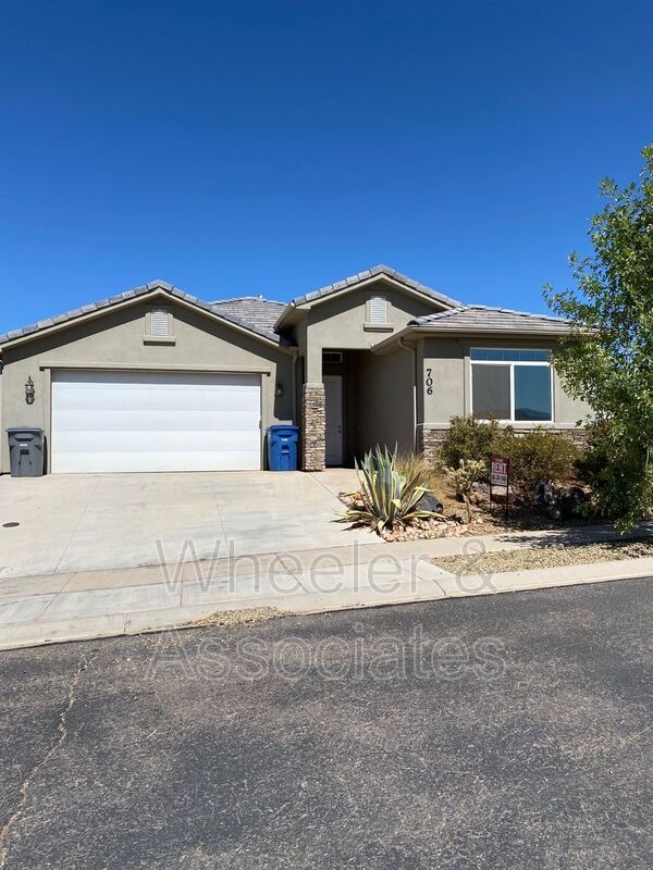 3 Bed / 2 Bath House in Hurricane in a prime location property image