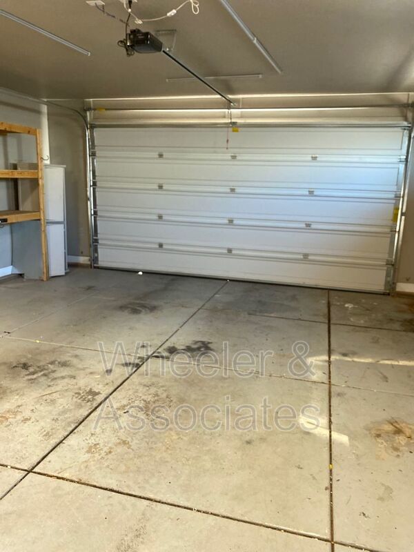 3 Bed / 2 Bath House in Hurricane in a prime location property image