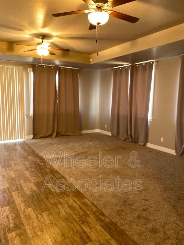 3 Bed / 2 Bath House in Hurricane in a prime location property image