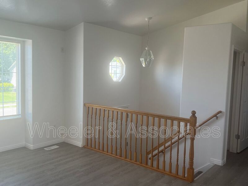 5456 S 4125 W property image