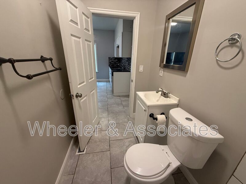 2 Bedrooms and 1 bathroom home all renovated with stainless steel appliances and washer dryer hookups. property image