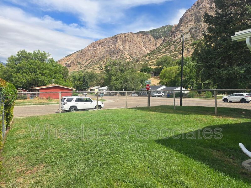 4 Bed, 1 Bath East Ogden Home | Mountain Views, Updated Kitchen + Vaulted Wood Ceilings property image