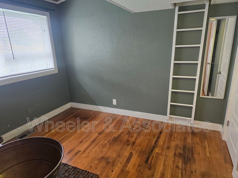 4 Bed, 1 Bath East Ogden Home | Mountain Views, Updated Kitchen + Vaulted Wood Ceilings property image