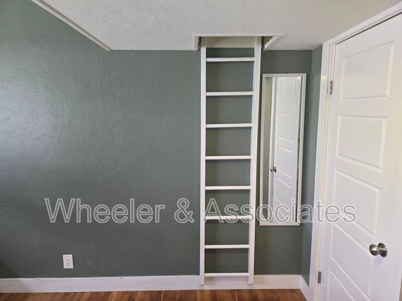 4 Bed, 1 Bath East Ogden Home | Mountain Views, Updated Kitchen + Vaulted Wood Ceilings property image