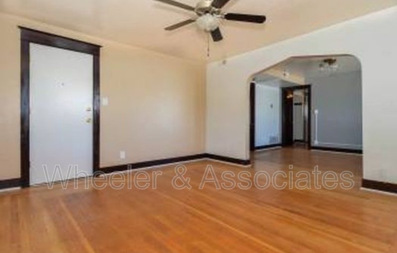 1 bed 1 bath available above Monroe on 823 23rd with Storage and Laundry room is Coin op. property image