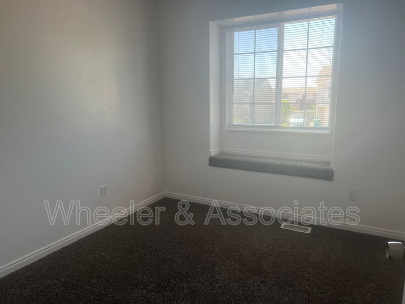 5456 S 4125 W property image